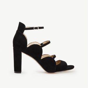 Ann Taylor Suede Scalloped Pump
